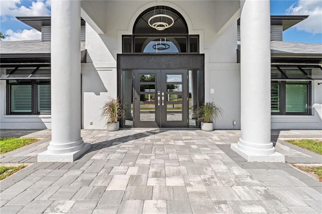 For Sale: $729,000 (5 beds, 4 baths, 3008 Square Feet)