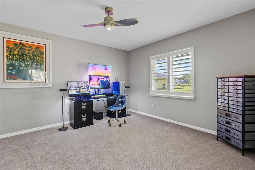 For Sale: $729,000 (5 beds, 4 baths, 3008 Square Feet)