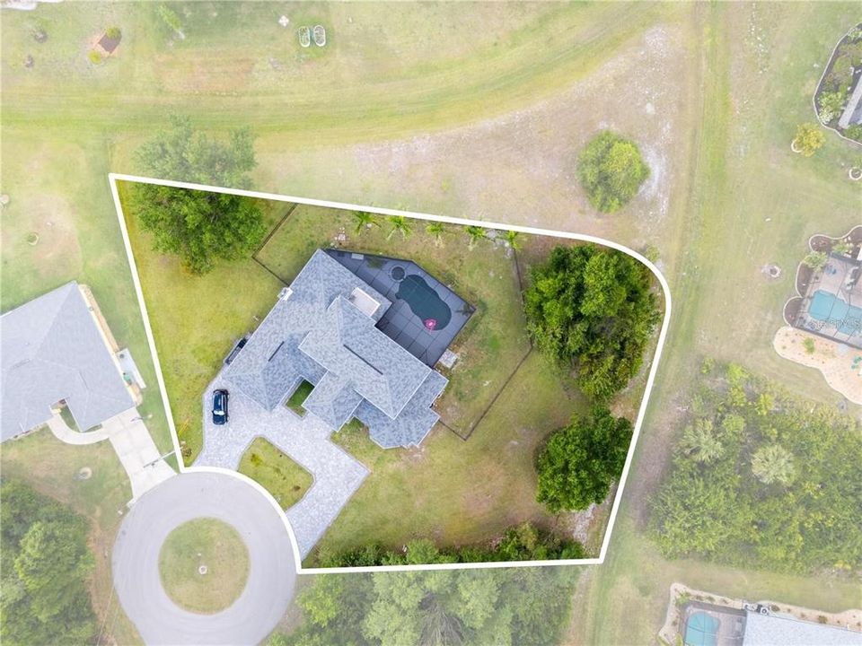 For Sale: $729,000 (5 beds, 4 baths, 3008 Square Feet)