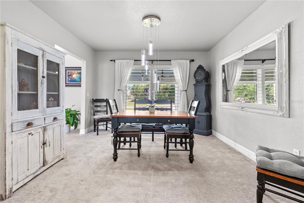 For Sale: $729,000 (5 beds, 4 baths, 3008 Square Feet)