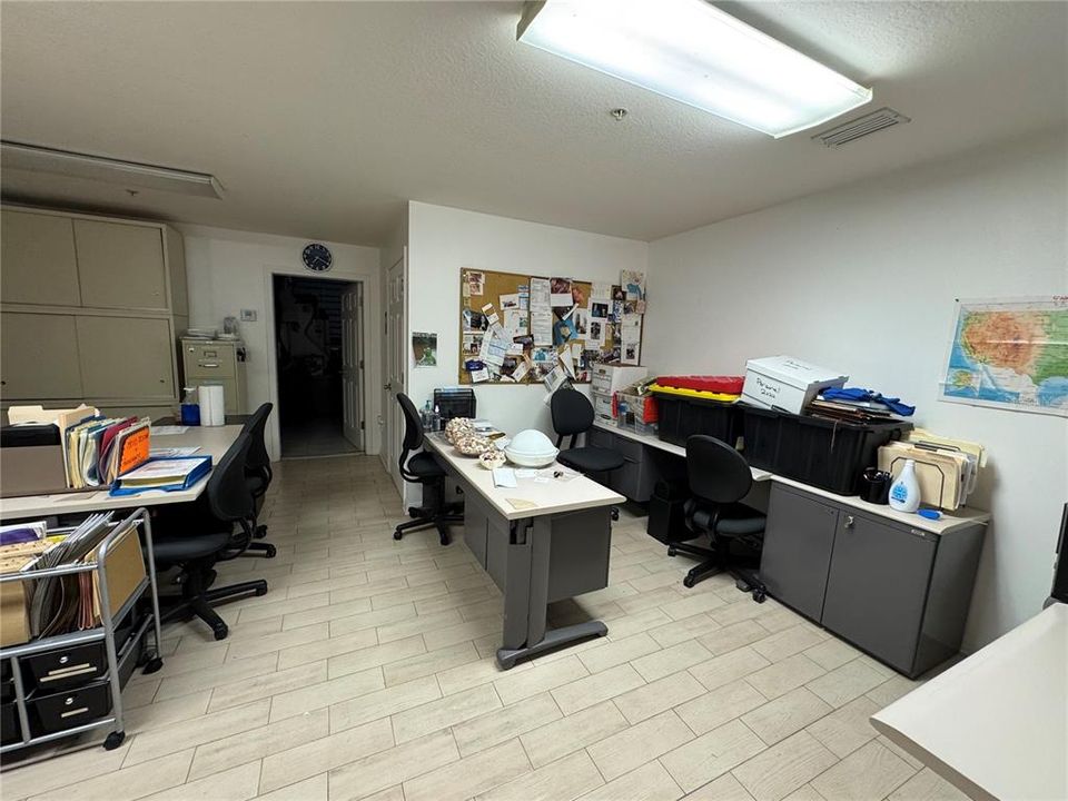 待售: $618,000 (0 贝兹, 0 浴室, 1600 平方英尺)