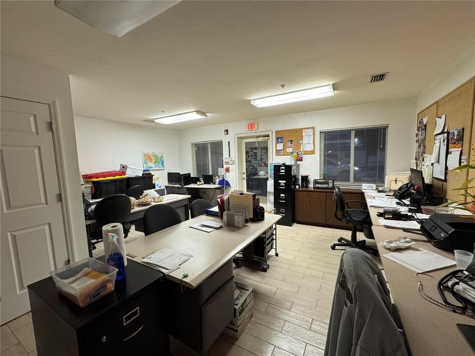 待售: $618,000 (0 贝兹, 0 浴室, 1600 平方英尺)