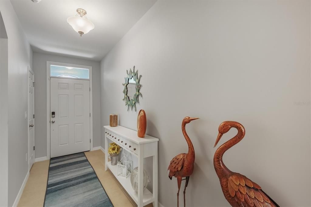 待售: $385,000 (4 贝兹, 2 浴室, 1846 平方英尺)