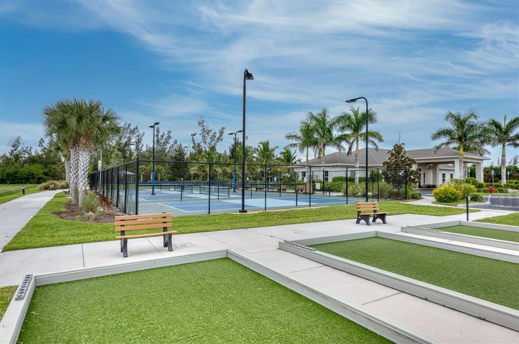 待售: $385,000 (4 贝兹, 2 浴室, 1846 平方英尺)