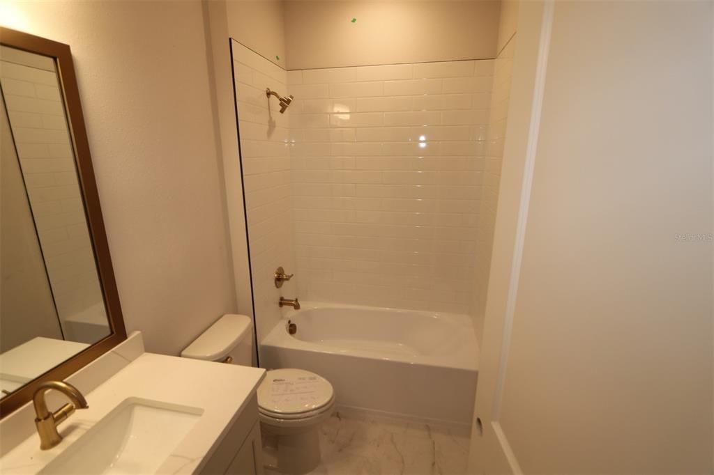 Active With Contract: $469,990 (2 beds, 2 baths, 1447 Square Feet)