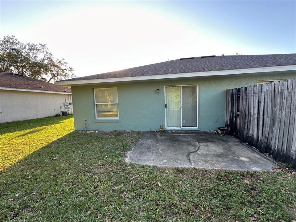 For Rent: $1,385 (2 beds, 2 baths, 1100 Square Feet)