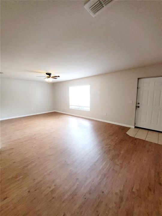 For Rent: $1,385 (2 beds, 2 baths, 1100 Square Feet)