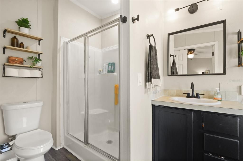 待售: $380,000 (3 贝兹, 2 浴室, 1296 平方英尺)