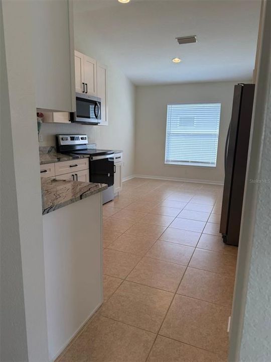 For Sale: $385,000 (3 beds, 2 baths, 1885 Square Feet)