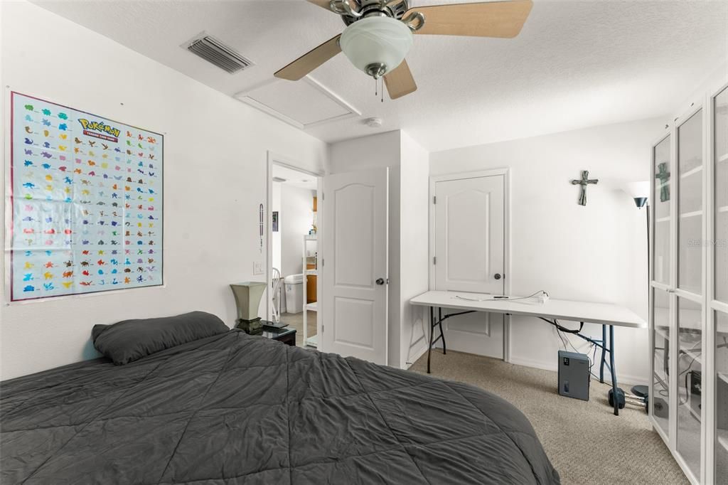 En Venta: $525,000 (4 camas, 3 baños, 2850 Pies cuadrados)