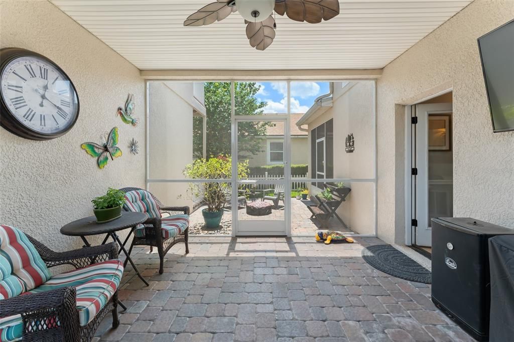 En Venta: $525,000 (4 camas, 3 baños, 2850 Pies cuadrados)