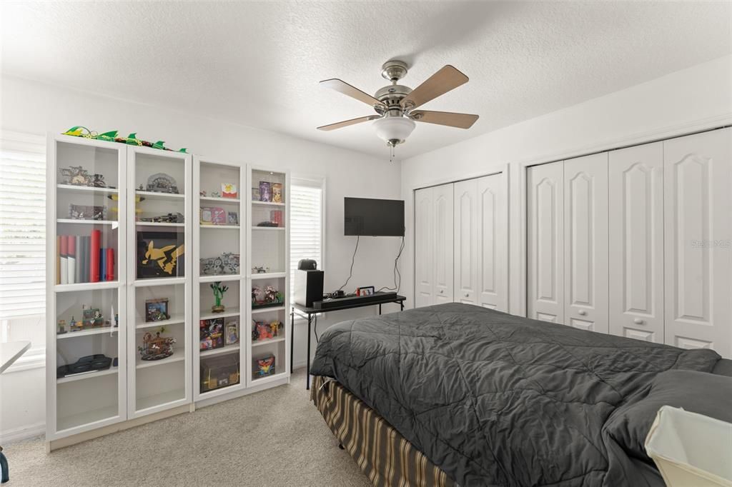 En Venta: $525,000 (4 camas, 3 baños, 2850 Pies cuadrados)