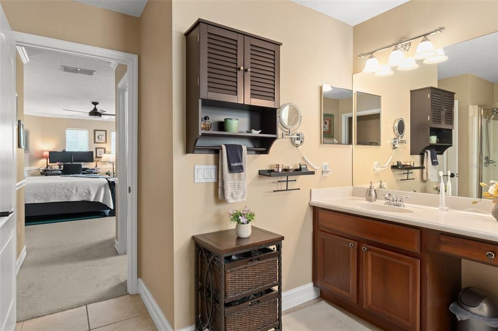 En Venta: $525,000 (4 camas, 3 baños, 2850 Pies cuadrados)