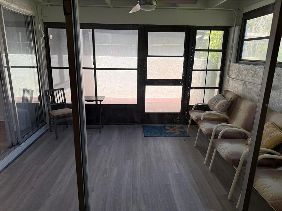 For Sale: $169,850 (2 beds, 2 baths, 1014 Square Feet)