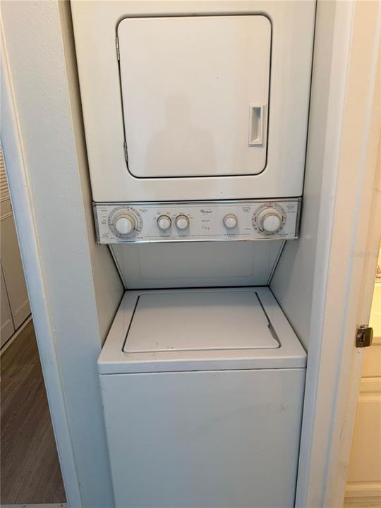 For Sale: $169,850 (2 beds, 2 baths, 1014 Square Feet)