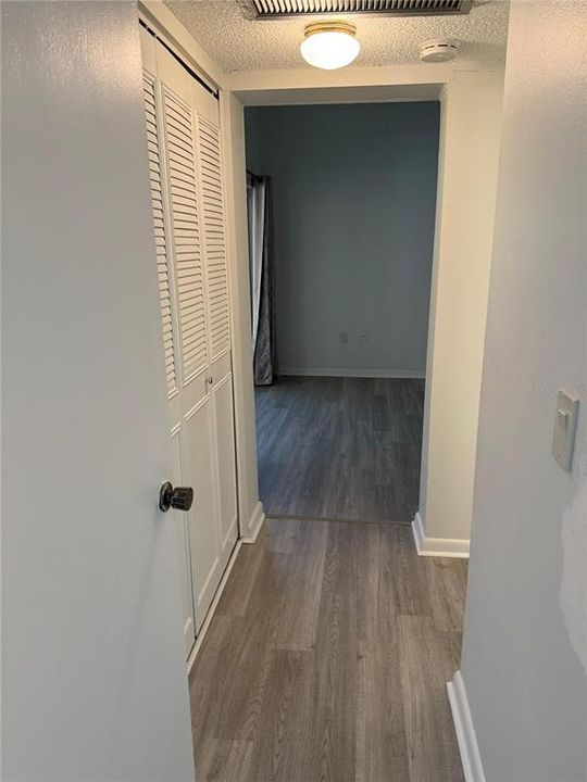 For Sale: $169,850 (2 beds, 2 baths, 1014 Square Feet)