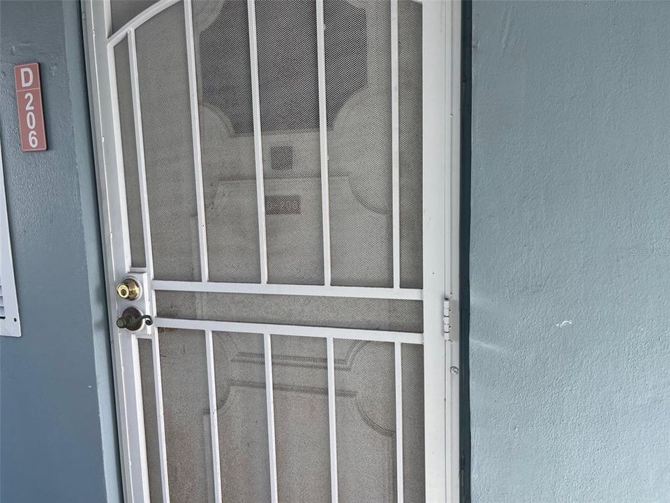 出租: $2,100 (2 贝兹, 2 浴室, 1013 平方英尺)