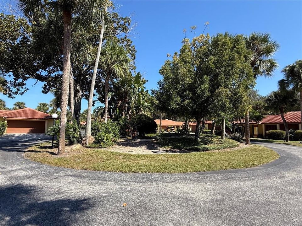 For Sale: $189,900 (2 beds, 2 baths, 1528 Square Feet)