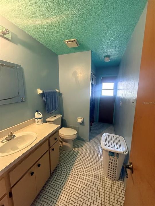 For Sale: $189,900 (2 beds, 2 baths, 1528 Square Feet)