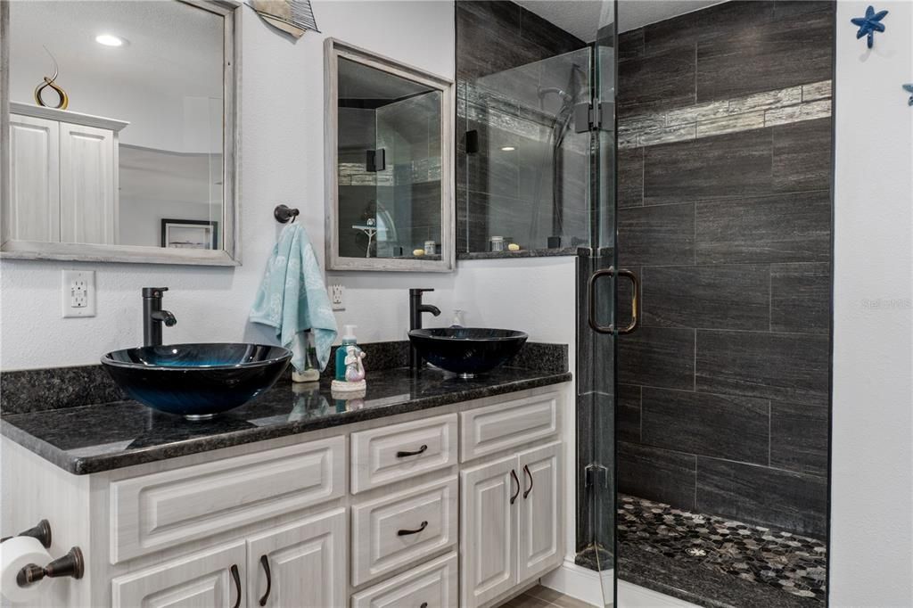 For Sale: $659,900 (3 beds, 2 baths, 1845 Square Feet)