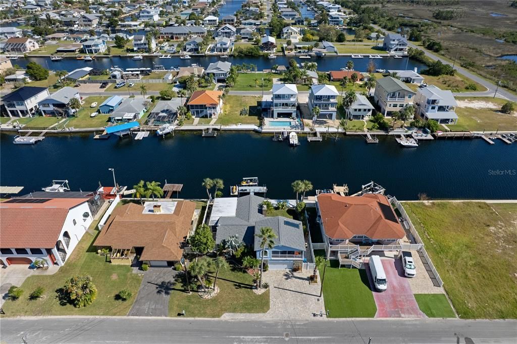 For Sale: $659,900 (3 beds, 2 baths, 1845 Square Feet)