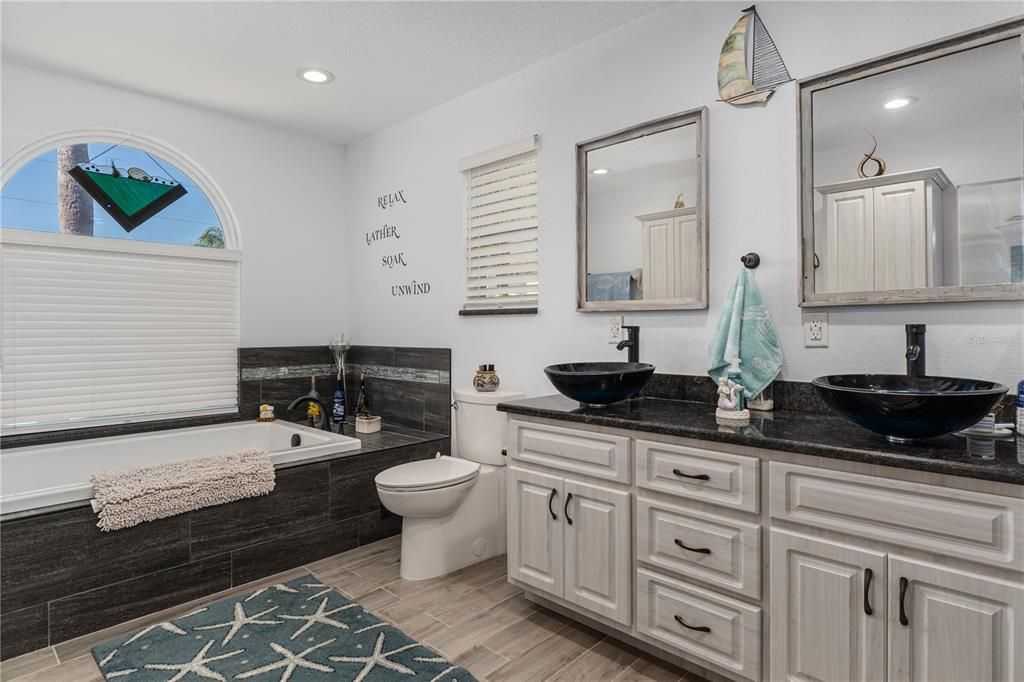 For Sale: $659,900 (3 beds, 2 baths, 1845 Square Feet)