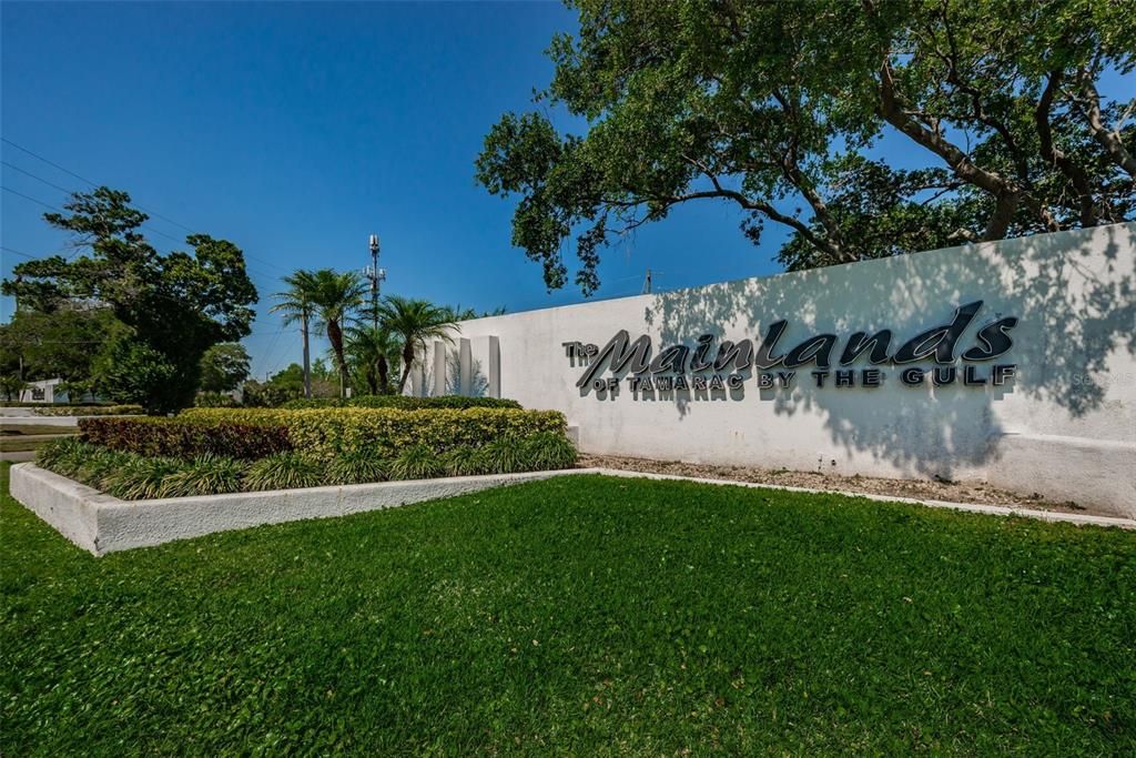 Active With Contract: $261,690 (2 beds, 2 baths, 1328 Square Feet)