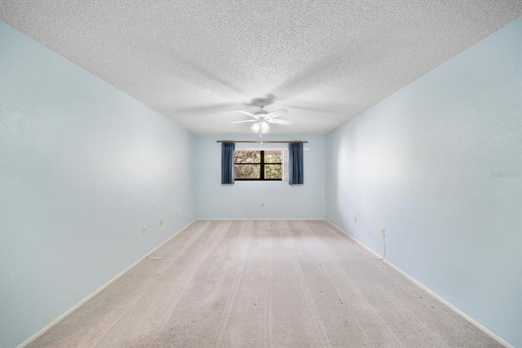 出租: $2,100 (2 贝兹, 2 浴室, 1345 平方英尺)