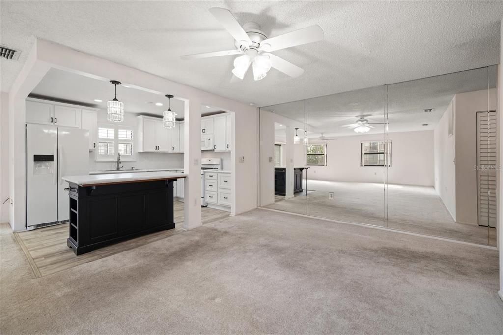 出租: $2,100 (2 贝兹, 2 浴室, 1345 平方英尺)