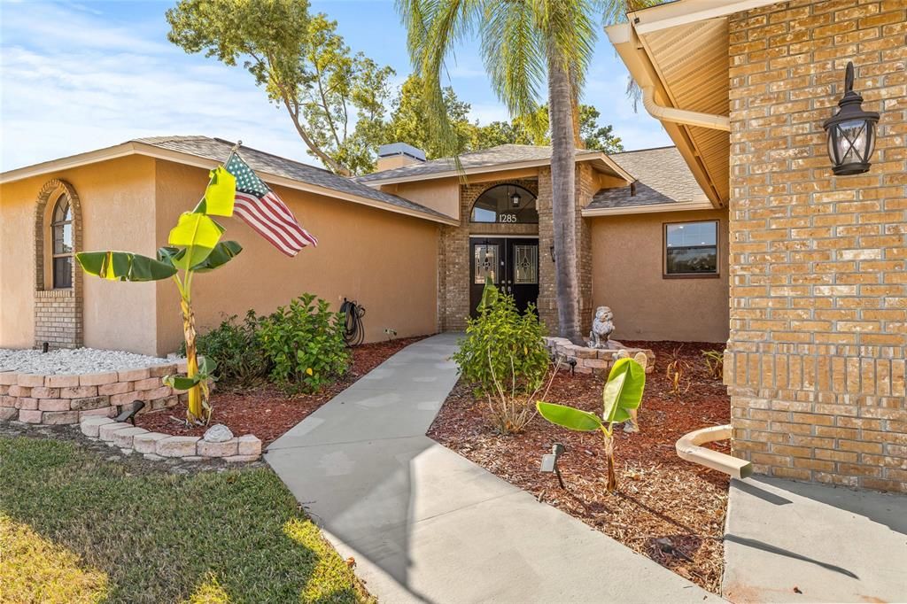 For Sale: $429,000 (3 beds, 3 baths, 2507 Square Feet)