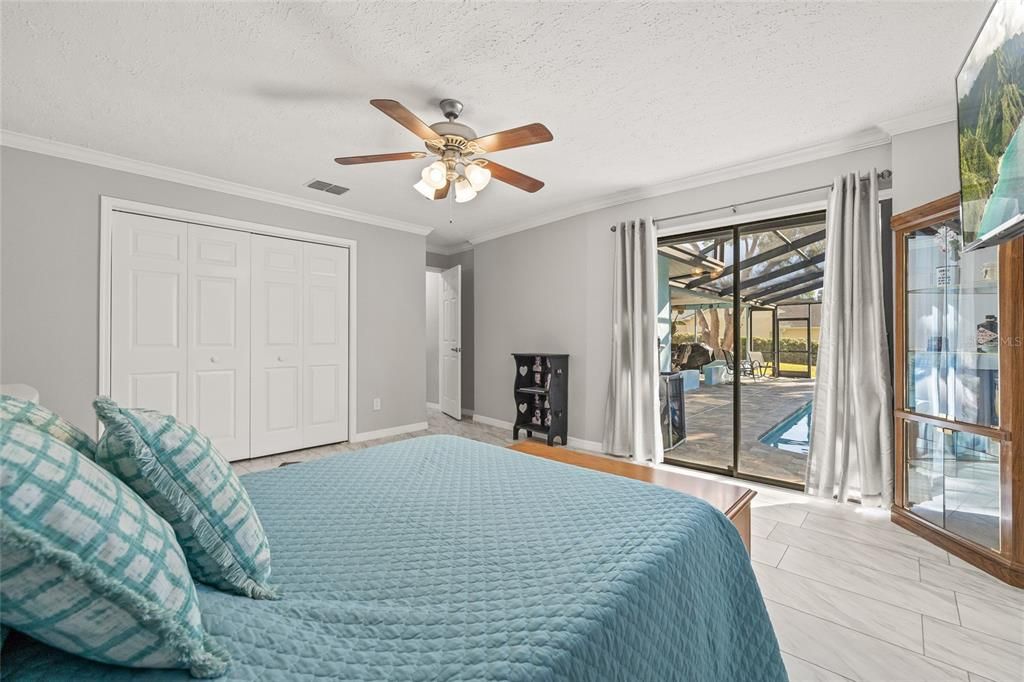 For Sale: $429,000 (3 beds, 3 baths, 2507 Square Feet)