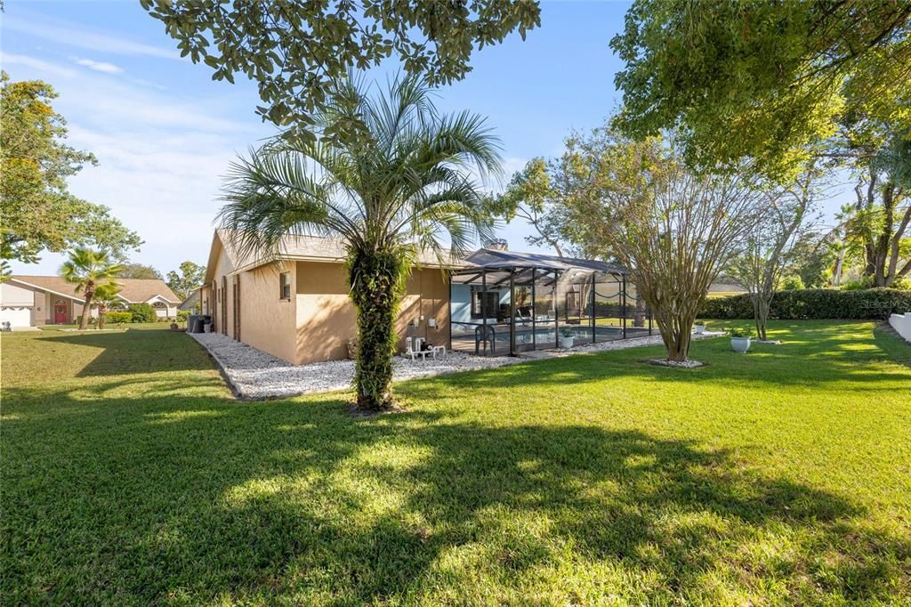 For Sale: $429,000 (3 beds, 3 baths, 2507 Square Feet)