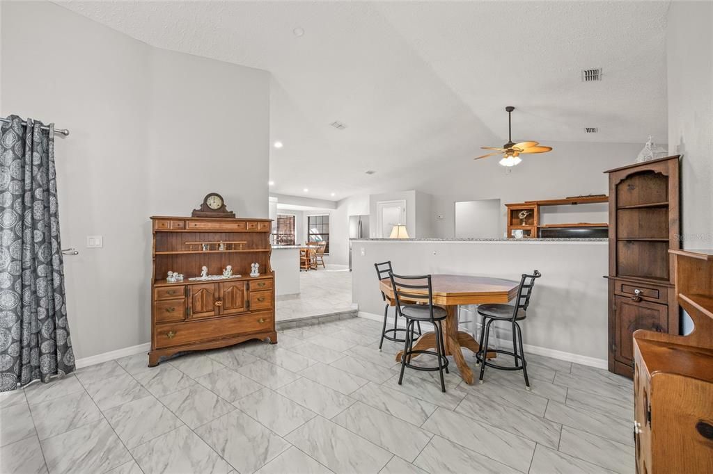 For Sale: $429,000 (3 beds, 3 baths, 2507 Square Feet)