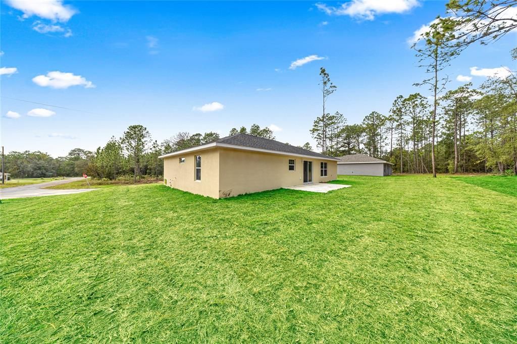 Activo con contrato: $255,000 (3 camas, 2 baños, 1447 Pies cuadrados)