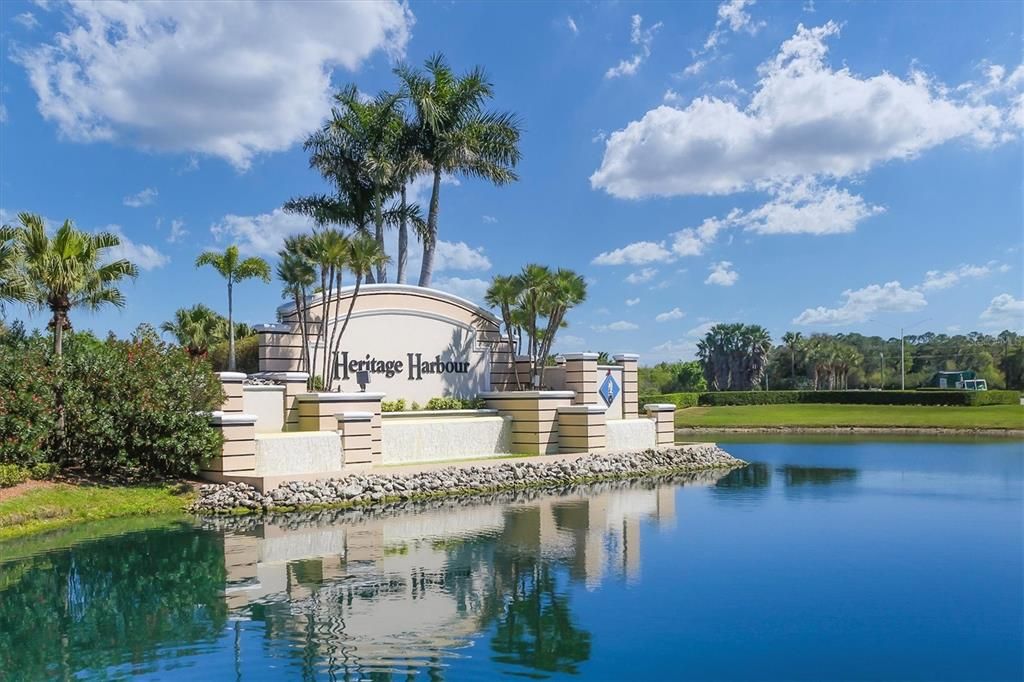 Active With Contract: $515,000 (3 beds, 2 baths, 2233 Square Feet)