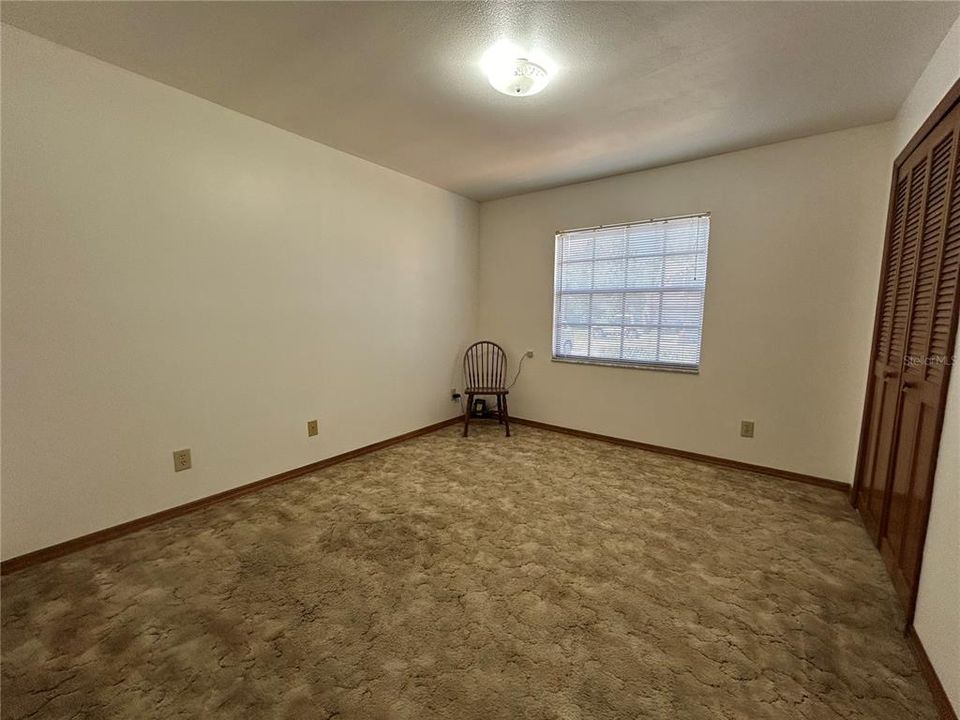 Под контрактом: $349,900 (3 спален, 2 ванн, 1459 Квадратных фут)