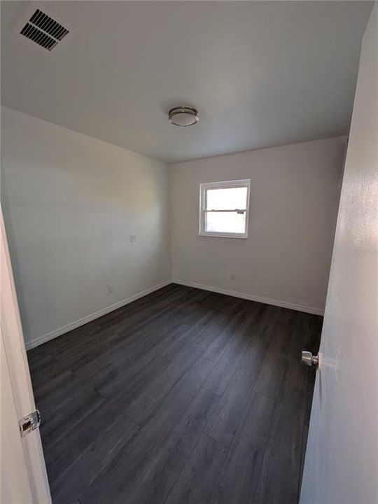 En Venta: $398,000 (5 camas, 2 baños, 1844 Pies cuadrados)