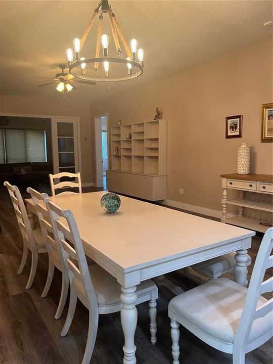 出租: $2,500 (2 贝兹, 2 浴室, 1989 平方英尺)