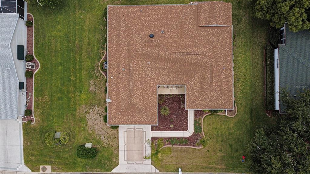 For Rent: $2,050 (3 beds, 2 baths, 1760 Square Feet)