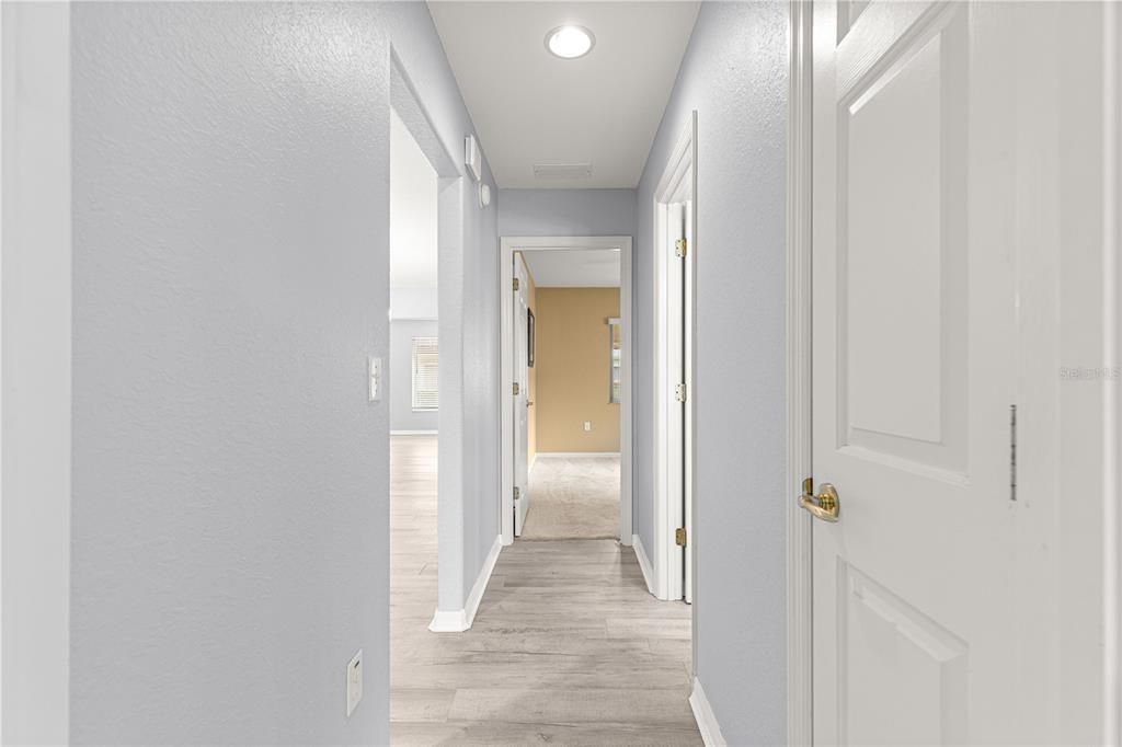 For Rent: $2,050 (3 beds, 2 baths, 1760 Square Feet)