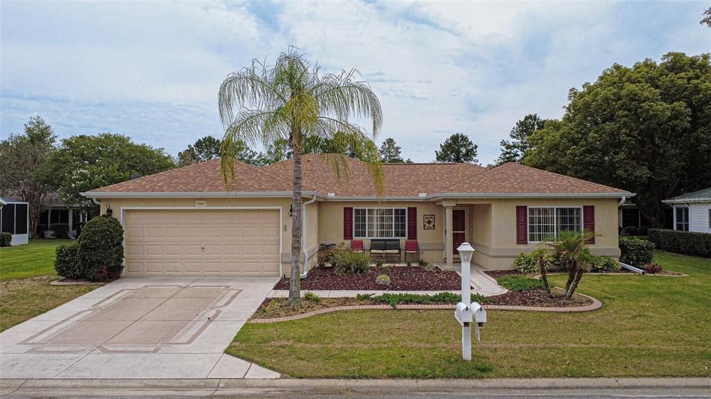 For Rent: $2,050 (3 beds, 2 baths, 1760 Square Feet)