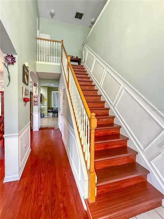 待售: $394,000 (4 贝兹, 2 浴室, 2407 平方英尺)