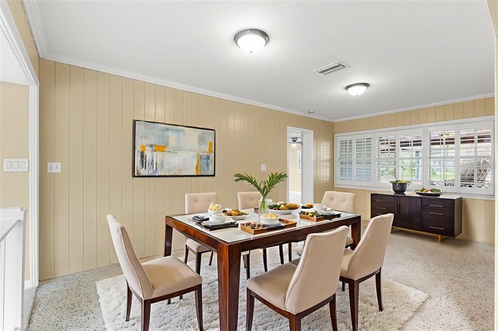 For Sale: $499,900 (4 beds, 2 baths, 2276 Square Feet)