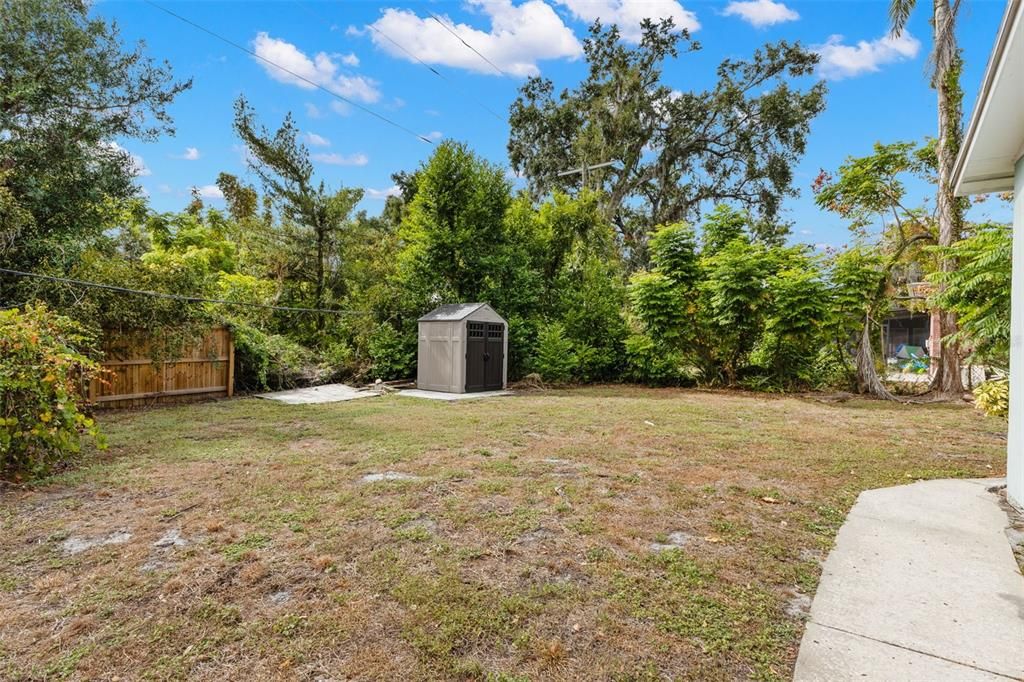 For Sale: $499,900 (4 beds, 2 baths, 2276 Square Feet)