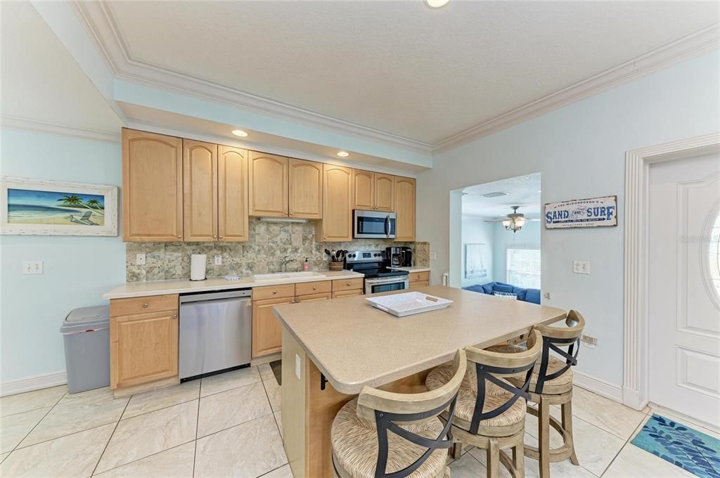 For Sale: $1,550,000 (3 beds, 3 baths, 2200 Square Feet)