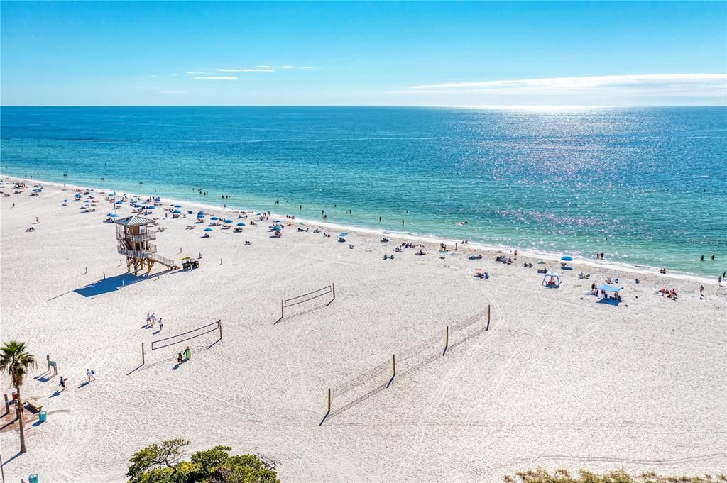 For Sale: $1,550,000 (3 beds, 3 baths, 2200 Square Feet)