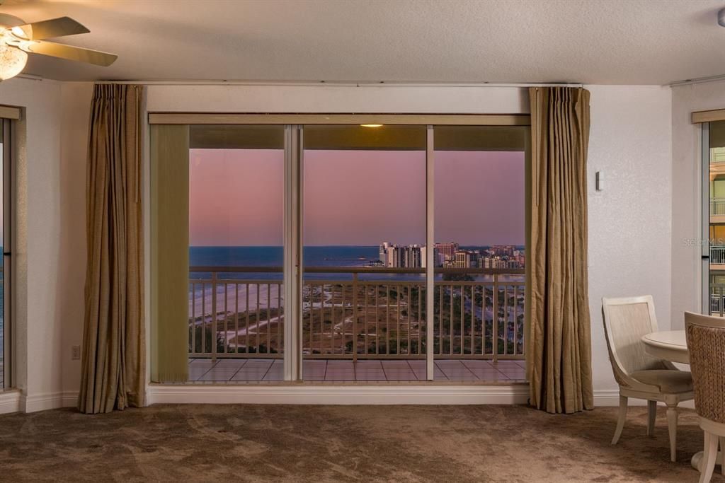 For Sale: $1,995,000 (3 beds, 3 baths, 2521 Square Feet)