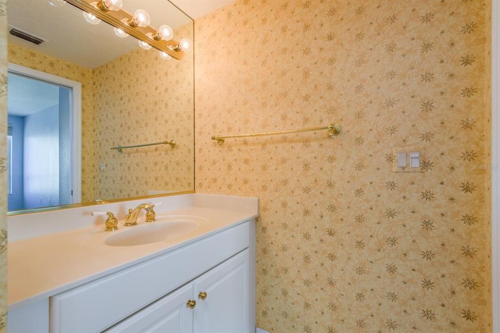 For Sale: $1,995,000 (3 beds, 3 baths, 2521 Square Feet)