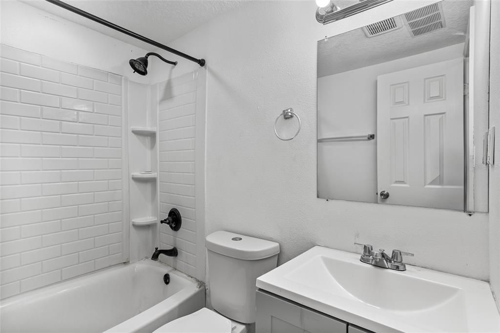 Active With Contract: $339,990 (4 beds, 2 baths, 1075 Square Feet)