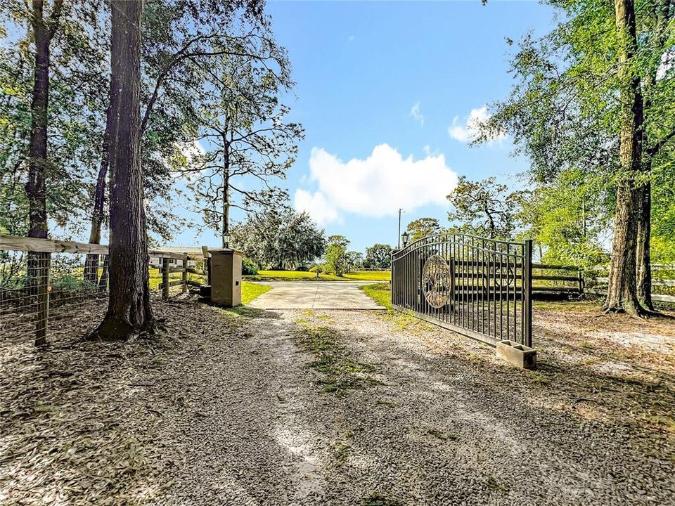 Active With Contract: $649,000 (3 beds, 2 baths, 2252 Square Feet)